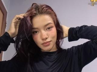 Vedere il profilo completo di IvorySelene