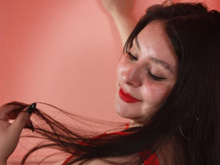 Vedere il profilo completo di EmaJames