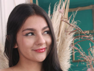 Xem hồ sơ đầy đủ của AlessiaFerry