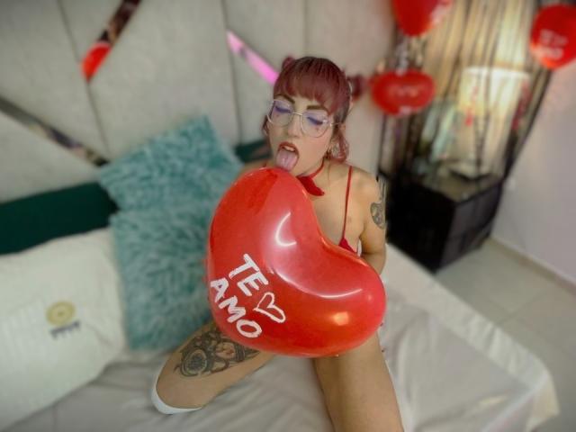 SashaMoretti - Porno na żywo i seks kamera - 28840733