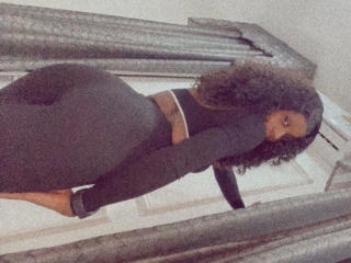 Xem hồ sơ đầy đủ của slim-siren-hot