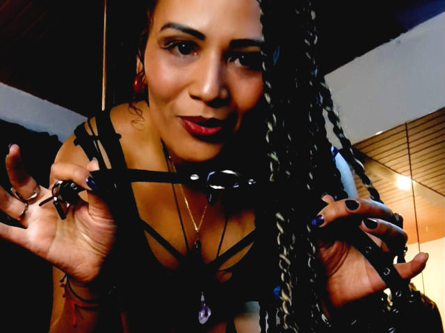 DivaMarie - Live porn &amp; sex cam - 28843046