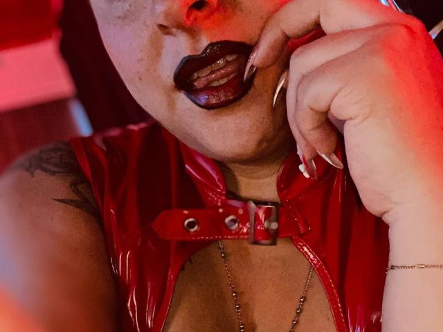 MadameFetish - Live porn &amp; sex cam - 28843433