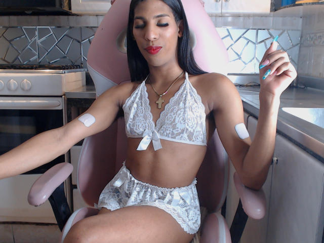 MirandaPresly - Live porn &amp; sex cam - 28845905