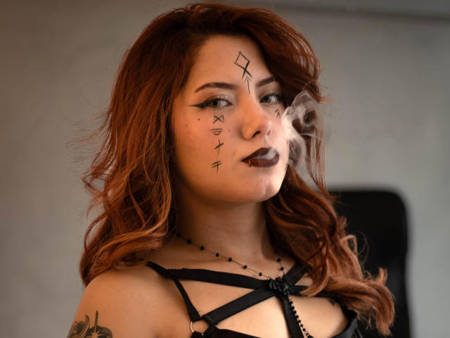 EmmaThomsonn - Live sexe cam - 28848182