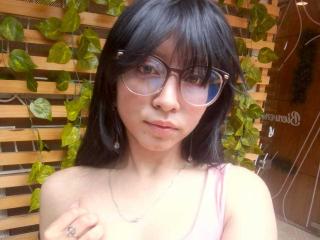 Ver a ficha detalhada de VioletXBloom