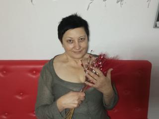 Ver la ficha detallada de EmilyLlove