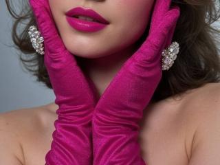 Ver a ficha detalhada de LariElla