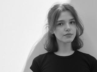 Ver la ficha detallada de LariElla