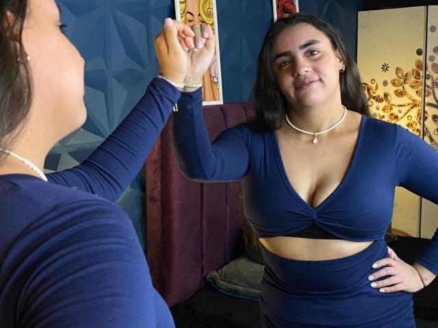 MiaBrooklyn - Live sexe cam - 28853693