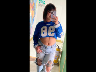 Ver la ficha detallada de AnikaFleur