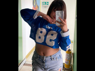 Ver la ficha detallada de AnikaFleur