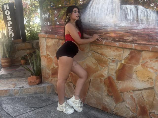 KatieDesirX - Live sexe cam - 28855064