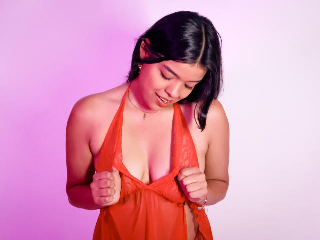 LiinaSantacruz - Élő pornó és szexkamera - 28856120