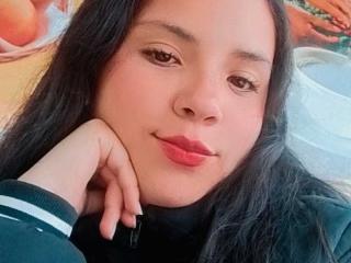 Ver a ficha detalhada de RosieTurner