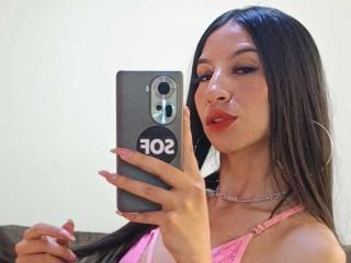 Ver a ficha detalhada de NahomyCarther