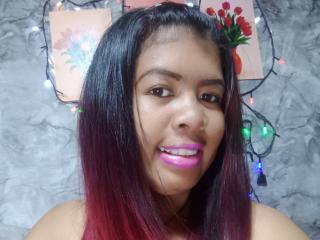 Xem hồ sơ đầy đủ của MariahSquirting69