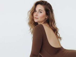 Xem hồ sơ đầy đủ của AnnaColle