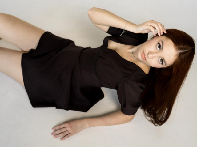 EllyCat - Live Sex Cam - 28859450