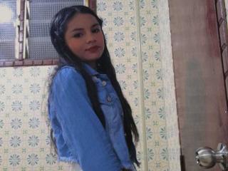 Xem hồ sơ đầy đủ của CrystalStones