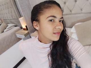 Ver la ficha detallada de CanelaaSwett