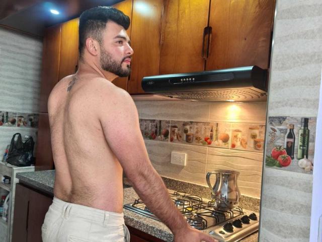 Salvathore - Live porn &amp; sex cam - 28862522