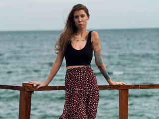 Ver a ficha detalhada de CharlotteDream