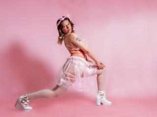 Xem hồ sơ đầy đủ của SarahWelinton