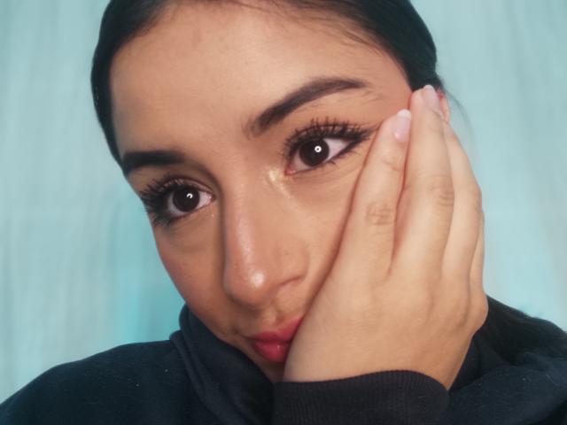 EmilyVv - сексуальная веб-камера в реальном времени - 28865192