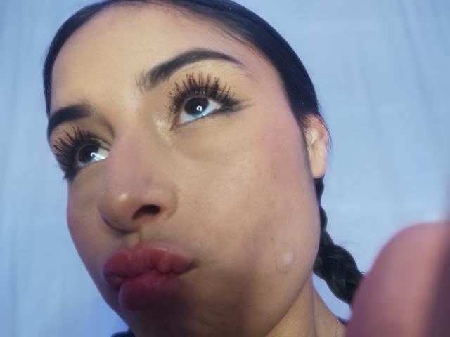 EmilyVv - Live sex cam - 28865222