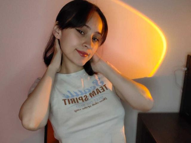 AnnieLamberth - Live sexe cam - 28868549