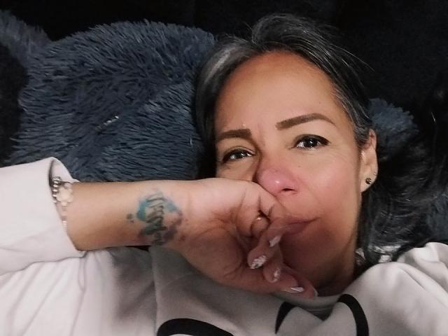 LailaCastillo - Live sex cam - 28869353