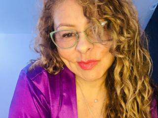 Ver la ficha detallada de MiaAmoretti