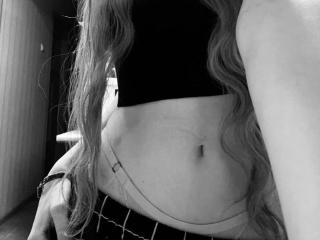 Se dtaljerede oplysninger for Milllie-hot