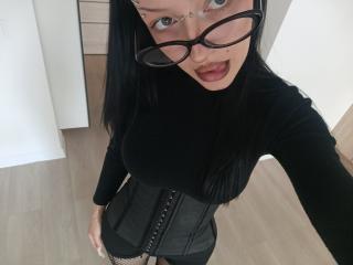 Se dtaljerede oplysninger for SexsyNanita