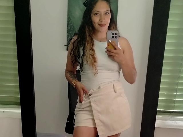 ChantalBernadette - Live porn &amp; sex cam - 28878170