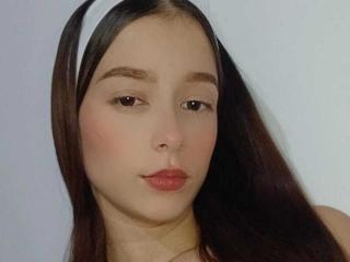 Ver la ficha detallada de ElyraBloom