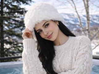 Se dtaljerede oplysninger for IsabellaJames