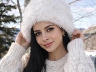 Se dtaljerede oplysninger for IsabellaJames