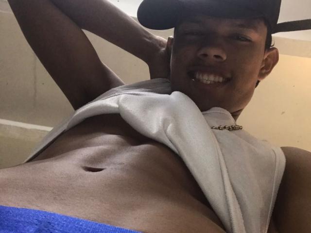 JuanmHata - Live Sex Cam - 28880699
