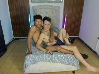 Se dtaljerede oplysninger for JuanAndLuke