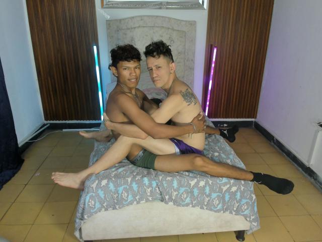 JuanAndLuke - Live sex cam - 28880747