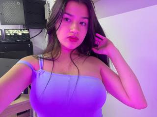 Ver la ficha detallada de IrisBlair