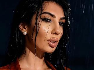 Se dtaljerede oplysninger for BrunetteBabe69