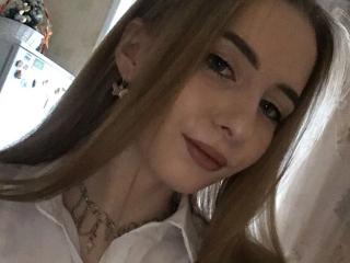 Se dtaljerede oplysninger for CuttiCrystal