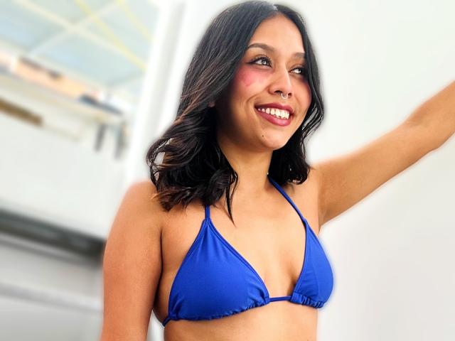 ZammySanz - Live porn &amp; sex cam - 28883000