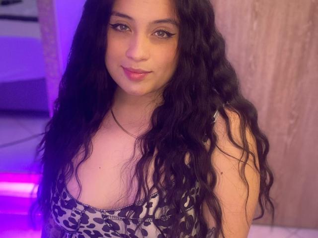 AnnyBentleii - Live porn &amp; sex cam - 28884464