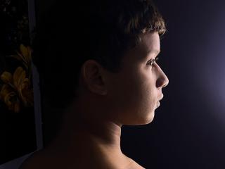 Ver la ficha detallada de AlexDuMontt