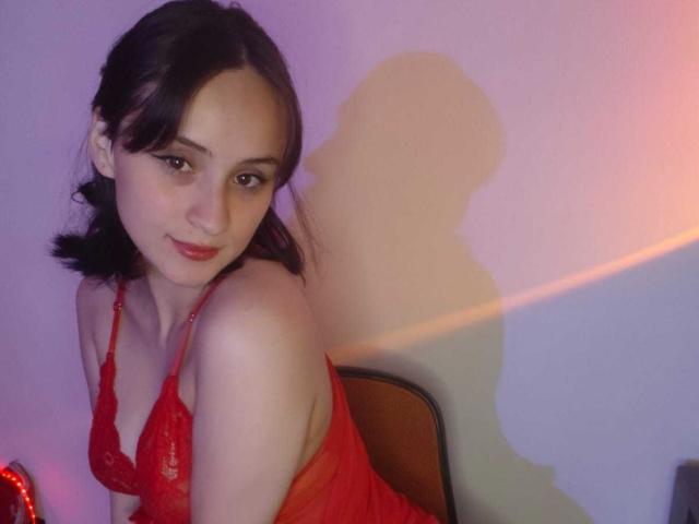 AnnieLamberth - Live porn &amp; sex cam - 28888043