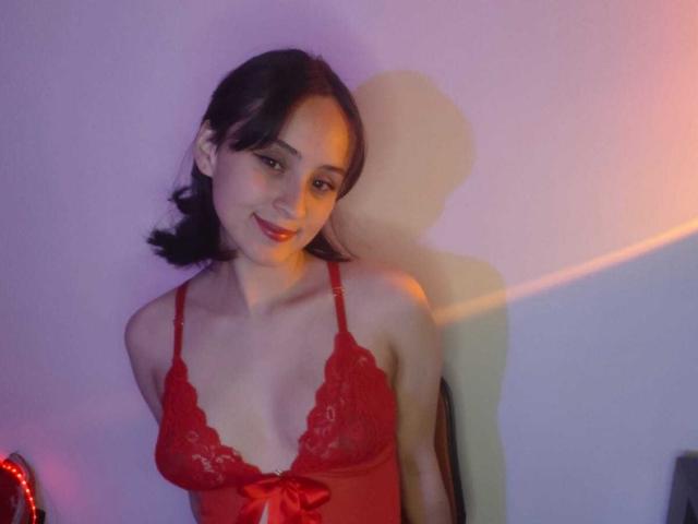 AnnieLamberth - Live sexe cam - 28888046
